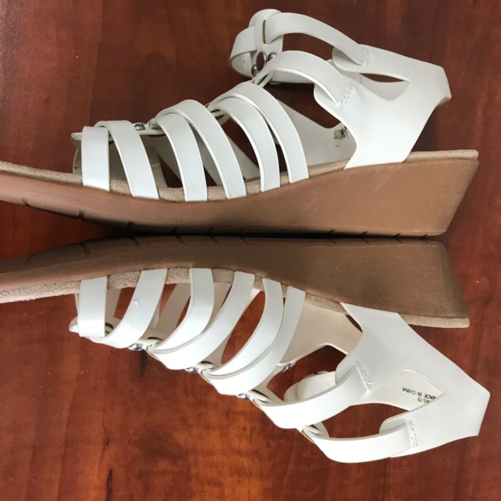 Shoes - Picture 3 of 3